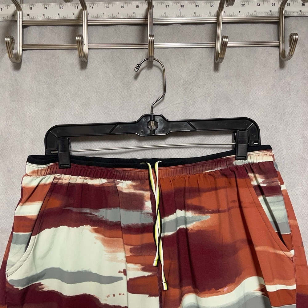 Smartwool Shorts Men L Geometric Abstract Lined Active Gym Athletic Pull On 32X8